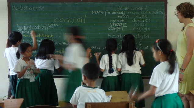 Teaching about the environment in the Philippines