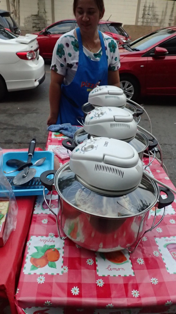 Portable pizza cookers, Bangkok