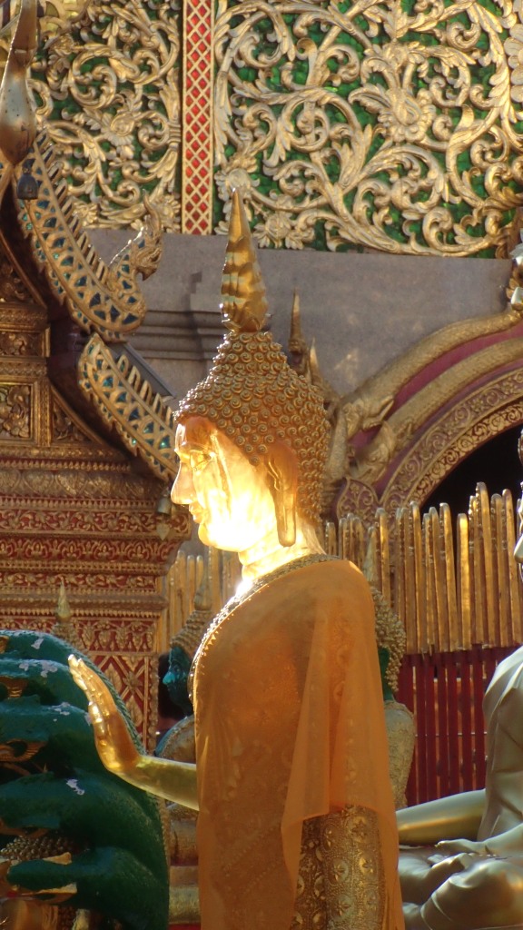 Evening sun, Wat tha doi suthep temple